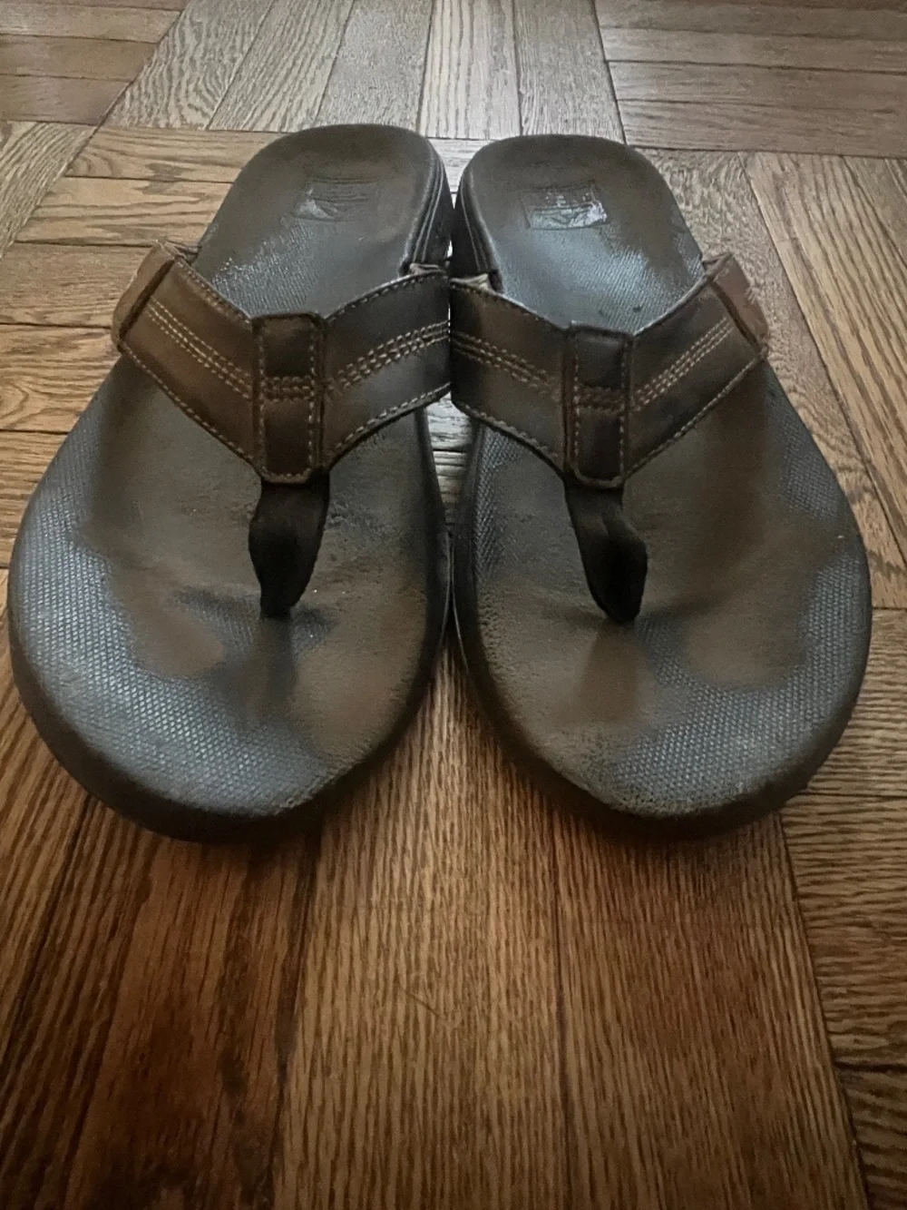REEF FLIP FLOPS size 11
